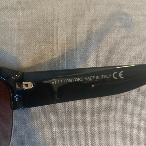 Tom Ford Dakota 02 Sunglasses - TF554 - Picture 10 of 13